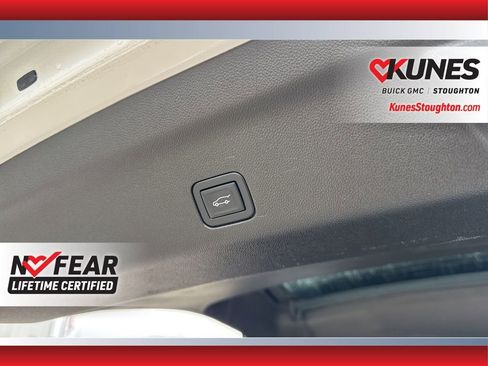 Used 2022 GMC Yukon AT4 image 20