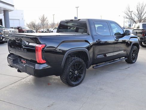 Used 2024 Toyota Tundra Limited AWD/4WD image 6