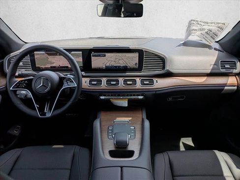New 2026 Mercedes-Benz GLE 450 4MATIC Coupe image 17