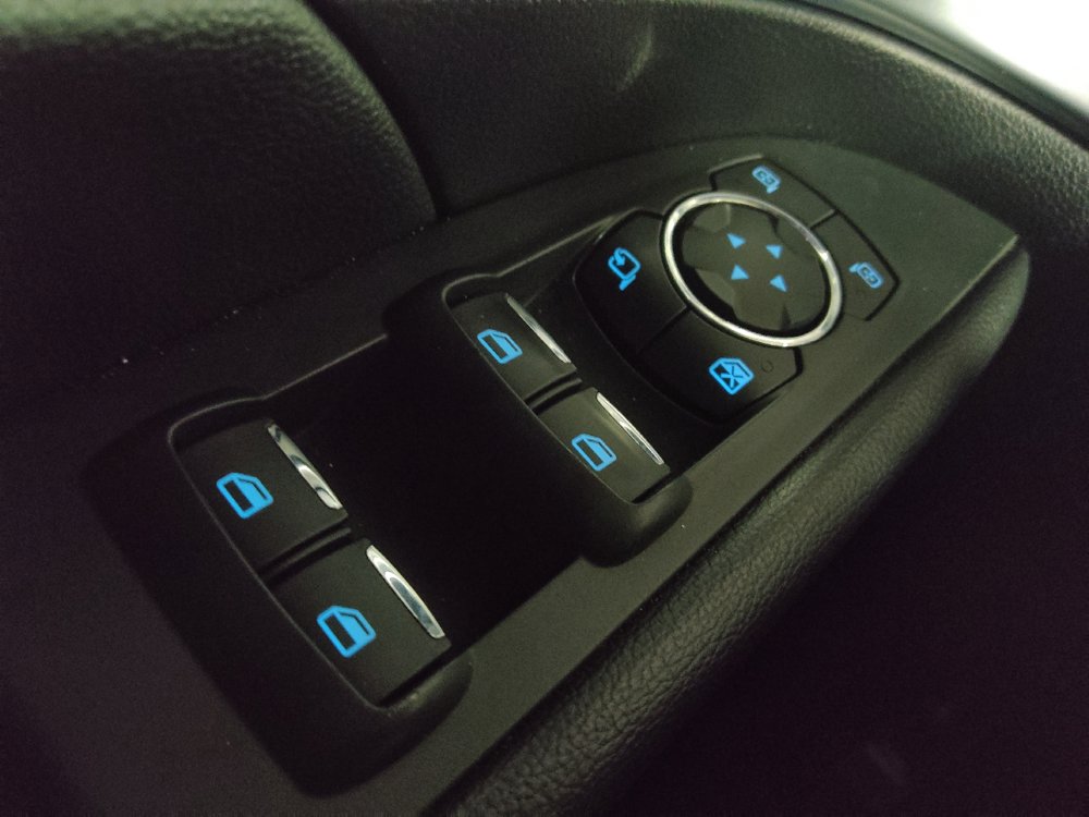 Used 2019 Ford Explorer Limited w/ Class III Trailer Tow Package FWD image 27