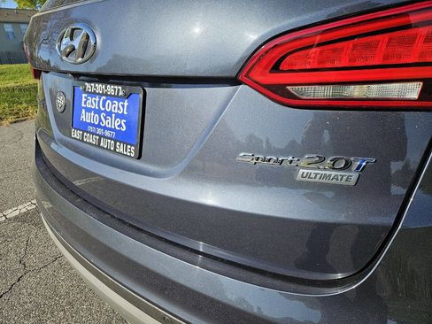 Used 2018 Hyundai Santa Fe Sport image 10