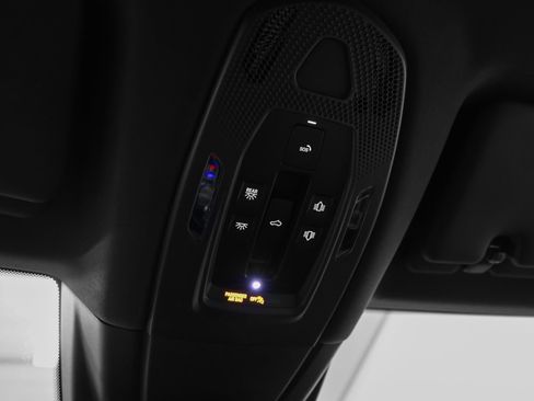 Certified 2026 Porsche Cayenne S AWD/4WD image 43