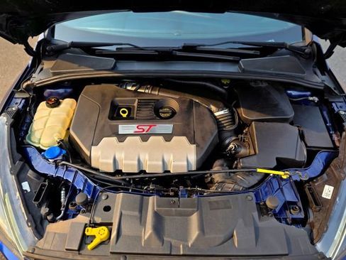 Used 2016 Ford Focus ST FWD image 47