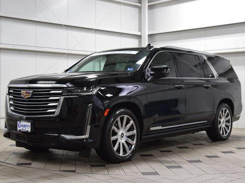 Used 2024 Cadillac Escalade ESV Premium Luxury Platinum AWD/4WD image 3