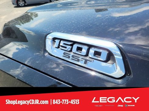 New 2025 RAM 1500 Laramie w/ Trailer Tow Group AWD/4WD image 8