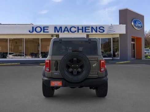 New 2025 Ford Bronco Big Bend w/ Black Diamond Package image 7