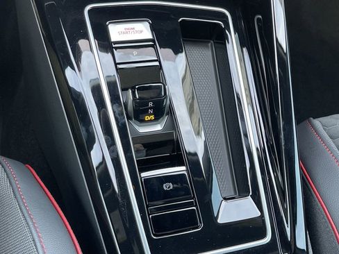 New 2026 Volkswagen GTI SE FWD image 27