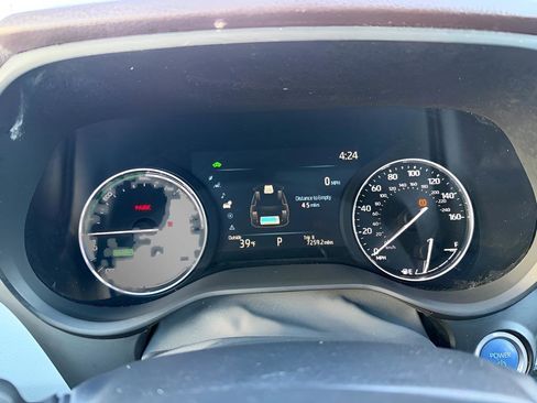 Used 2023 Toyota Sienna Platinum image 21