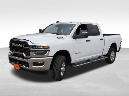 Certified 2026 RAM 2500 Big Horn AWD/4WD image 11