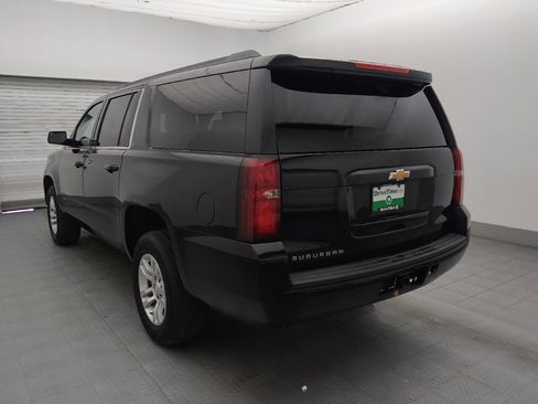 Used 2020 Chevrolet Suburban LT image 5