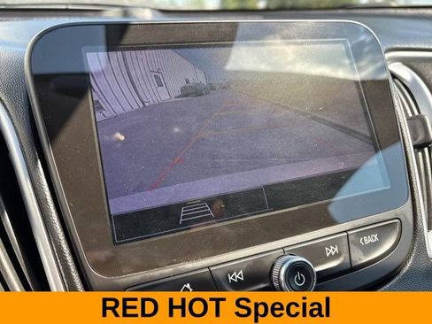 Used 2023 Chevrolet Malibu LT image 23