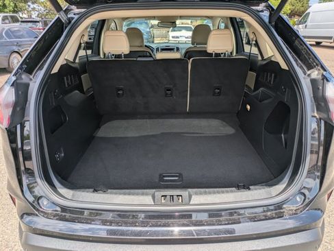Used 2019 Ford Edge SEL w/ Equipment Group 201A AWD/4WD image 6