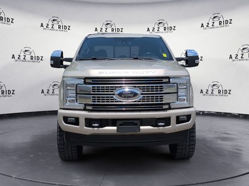 Used 2018 Ford F250 Platinum w/ Platinum Ultimate Package AWD/4WD image 2