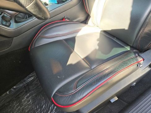 Used 2021 Dodge Challenger R/T Scat Pack image 11