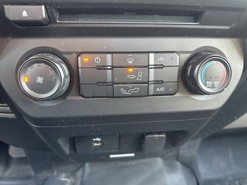 Used 2018 Ford F150 XL w/ Equipment Group 101A Mid image 32