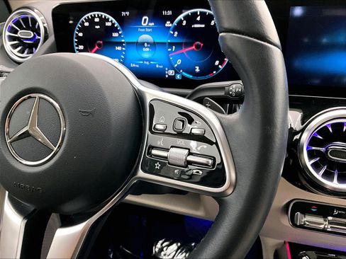 Certified 2023 Mercedes-Benz GLA 250 image 22