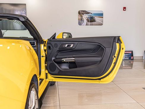 Used 2024 Ford Mustang GT Premium RWD image 31