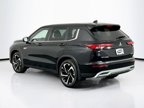 Used 2023 Mitsubishi Outlander SE AWD/4WD image 13