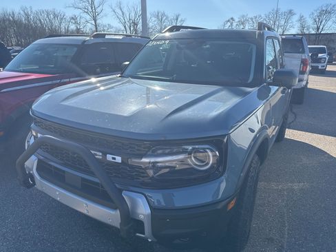 New 2026 Ford Bronco Sport Outer Banks w/ Sasquatch Outer Banks Package AWD/4WD image 1