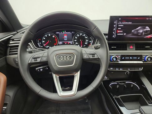 Used 2024 Audi A4 2.0T Premium image 23