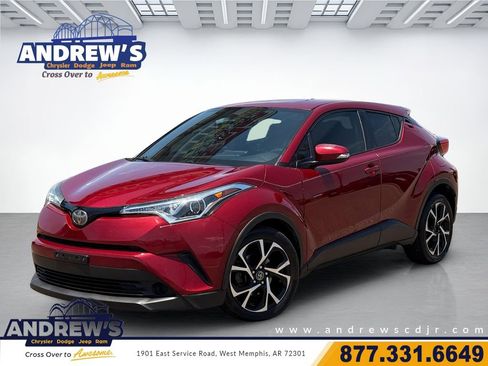 Used 2018 Toyota C-HR XLE FWD image 1