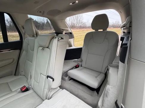 Used 2016 Volvo XC90 T6 Momentum w/ Protection Package Plus image 26