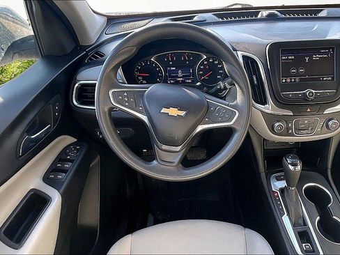 Used 2020 Chevrolet Equinox LT w/ LPO, Floor Liner Package image 8
