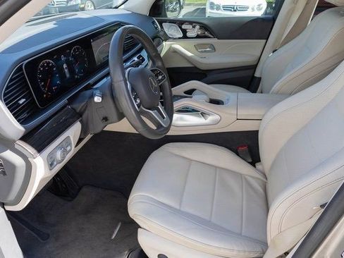 Used 2020 Mercedes-Benz GLE 350 4MATIC image 2