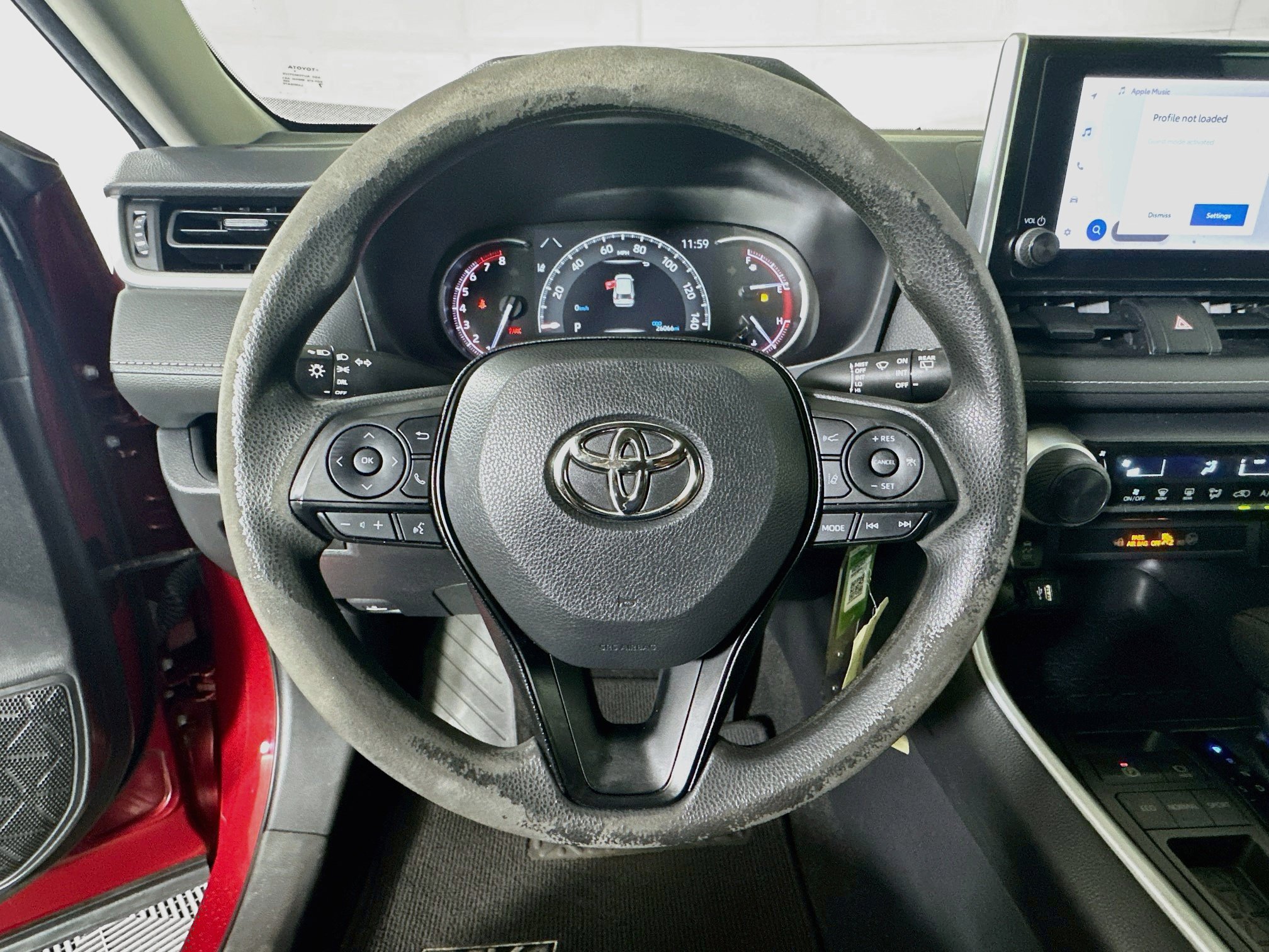 Used 2023 Toyota RAV4 LE FWD image 15