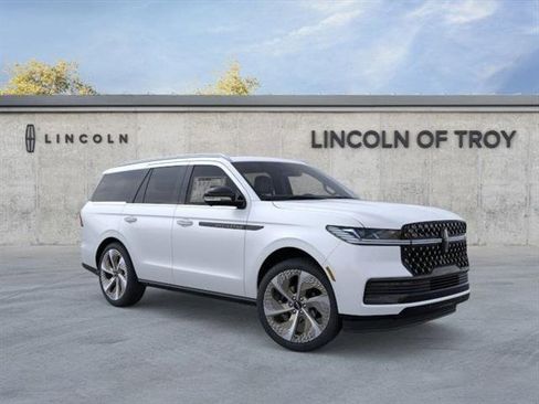 New 2026 Lincoln Navigator Black Label image 7