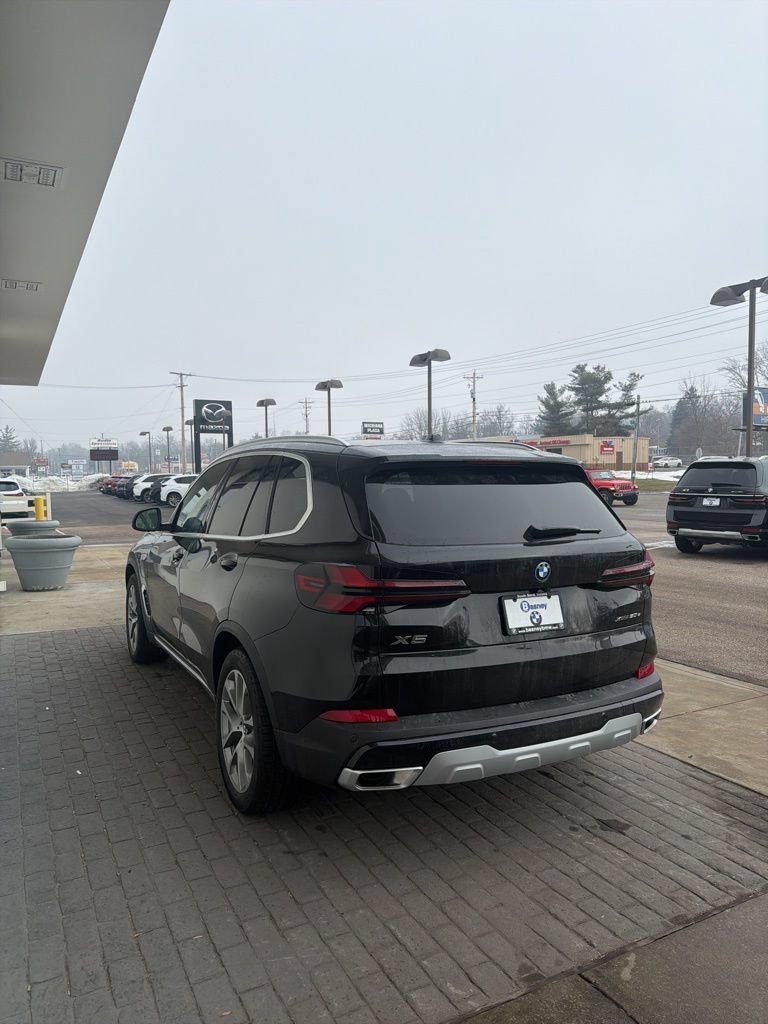 New 2026 BMW X5 xDrive50e AWD/4WD image 6