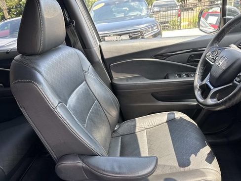Used 2023 Honda Passport Elite image 11