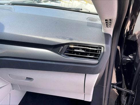 Used 2025 Ford Escape Active w/ Active Premium Tech Pack FWD image 16