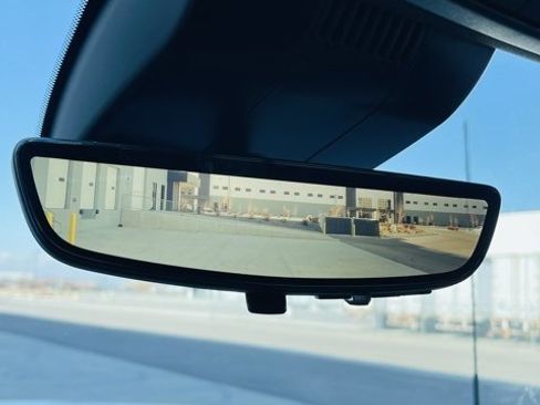 Used 2024 GMC Sierra 2500 AT4 w/ AT4 Premium Plus Package image 16