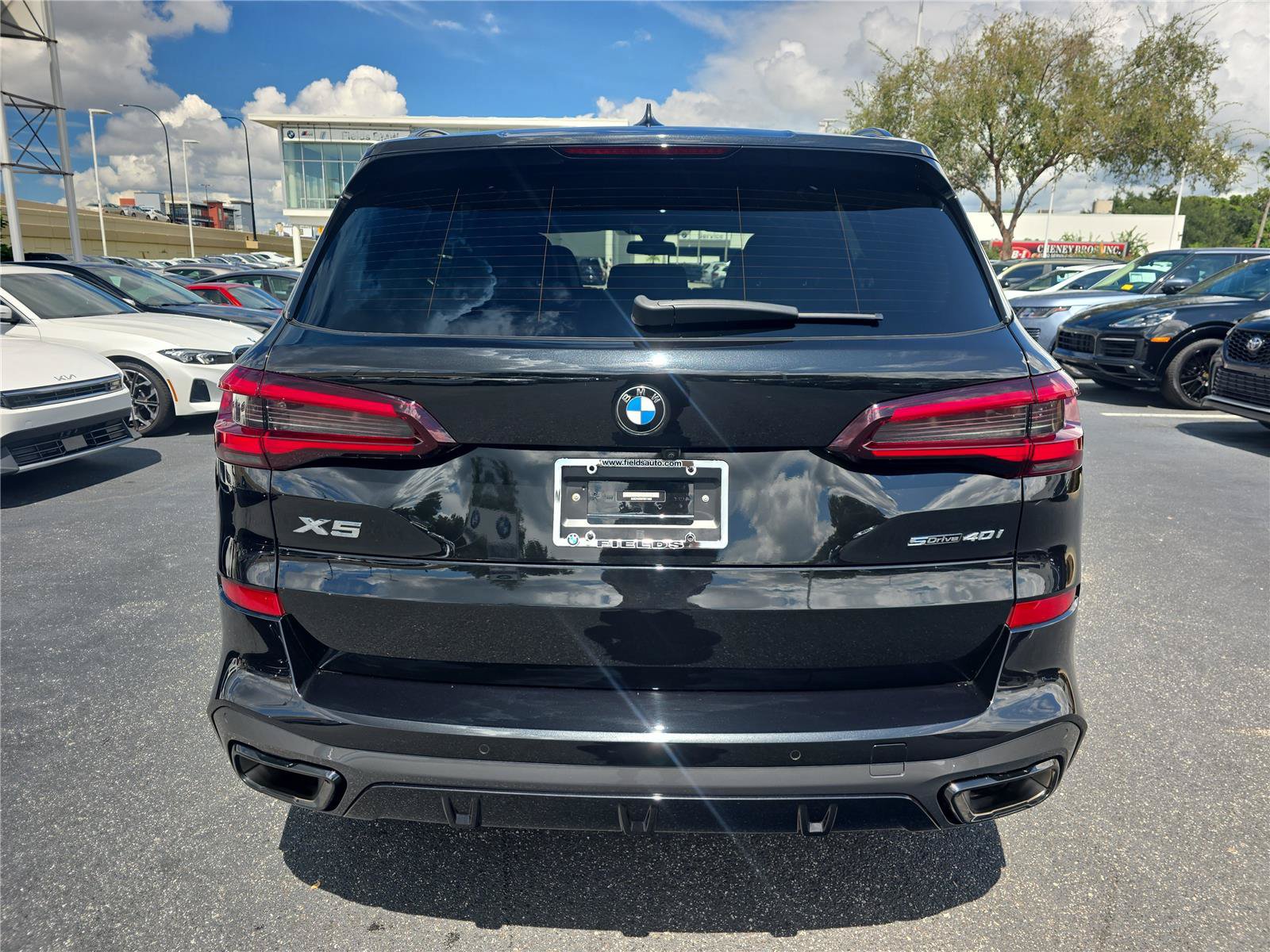 Used 2023 BMW X5 sDrive40i w/ M Sport Package RWD image 3