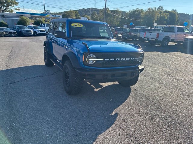Used 2024 Ford Bronco Wildtrak AWD/4WD image 3