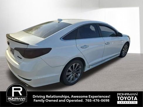 Used 2017 Hyundai Sonata Sport w/ Value Edition Package 02 FWD image 3