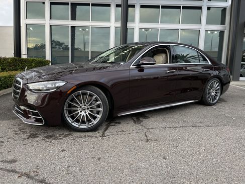 New 2026 Mercedes-Benz S 580 4MATIC Sedan image 2