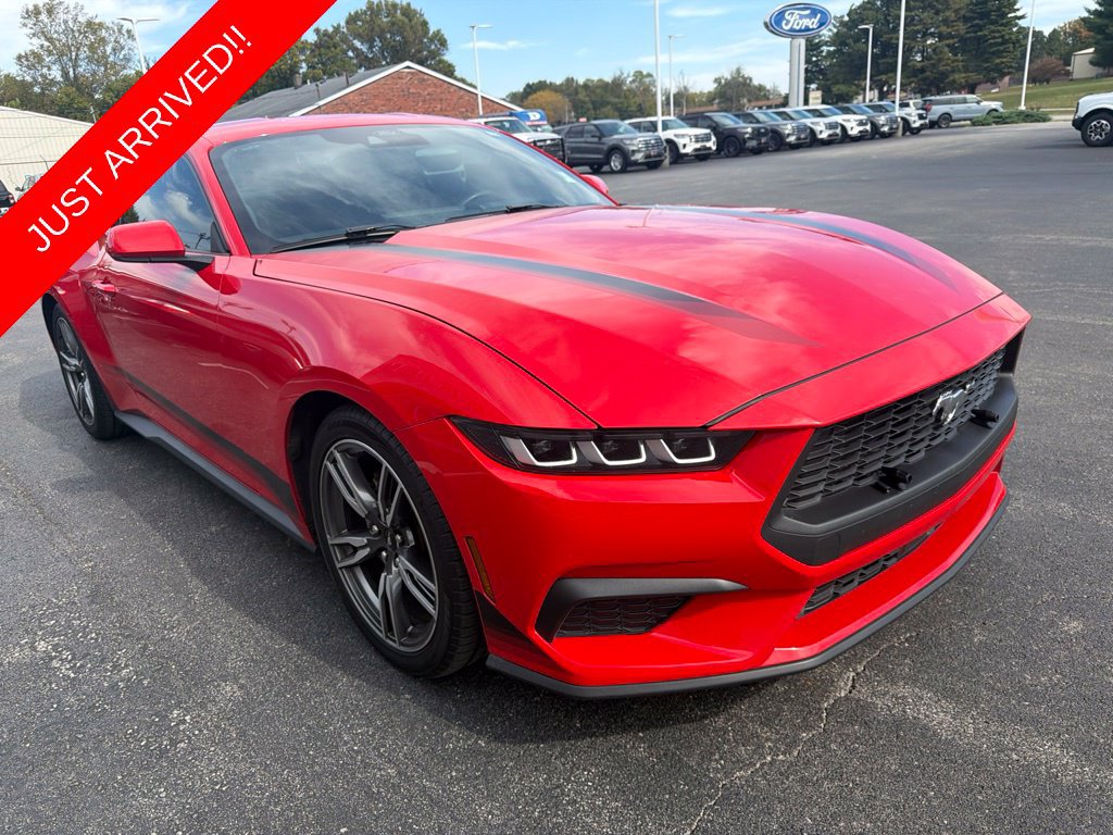 Used 2024 Ford Mustang Coupe RWD image 6