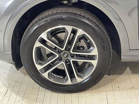 Used 2025 Audi Q5 Premium Plus AWD/4WD image 13