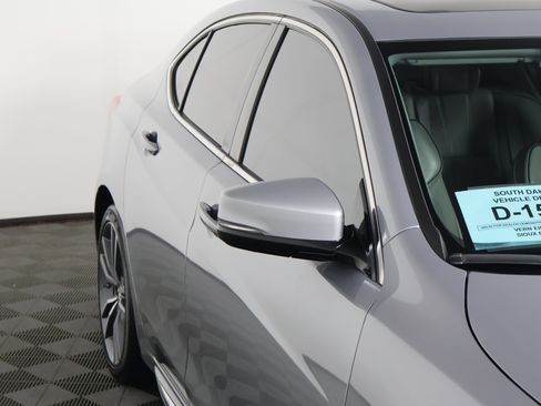 Used 2019 Acura TLX w/Advance Pkg image 14