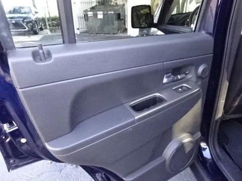 Used 2012 Jeep Liberty Limited w/ Comfort/Convenience Group image 33