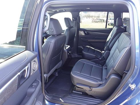 New 2026 Buick Enclave Avenir w/ Super Cruise Package image 27