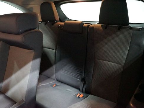 Certified 2024 Toyota Highlander LE image 30