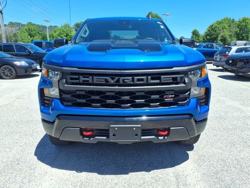 Used 2022 Chevrolet Silverado 1500 Custom Trail Boss w/ LPO, Dark Essentials Package AWD/4WD image 2