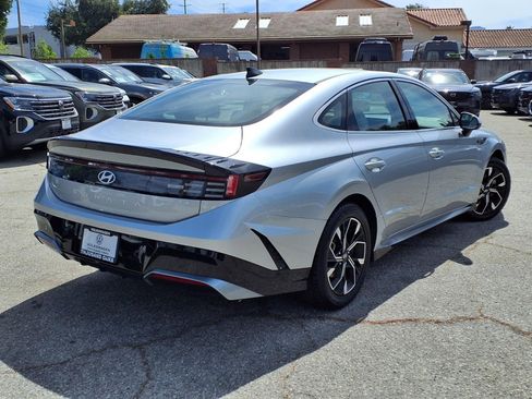 Used 2024 Hyundai Sonata SEL FWD image 5