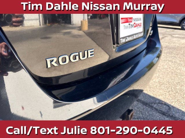 Used 2013 Nissan Rogue SV w/ Premium Pkg AWD/4WD image 27