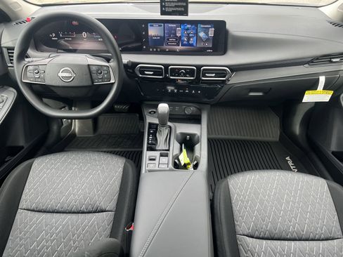 New 2026 Nissan Sentra SV FWD image 2