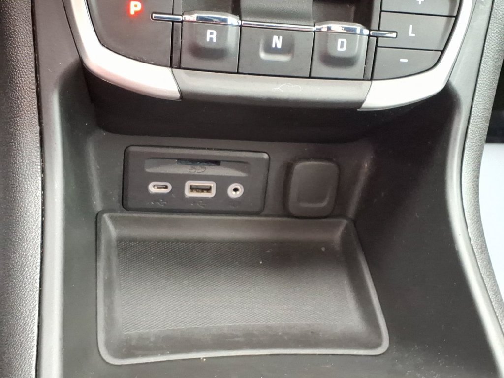 Used 2023 GMC Terrain SLE w/ Driver Convenience Package AWD/4WD image 24