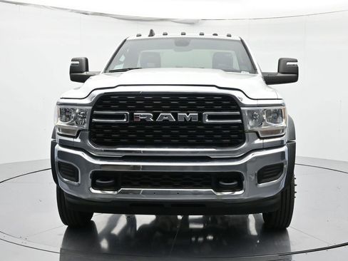 Used 2023 RAM 4500 SLT w/ Quick Order Package 2YG SLT RWD image 2